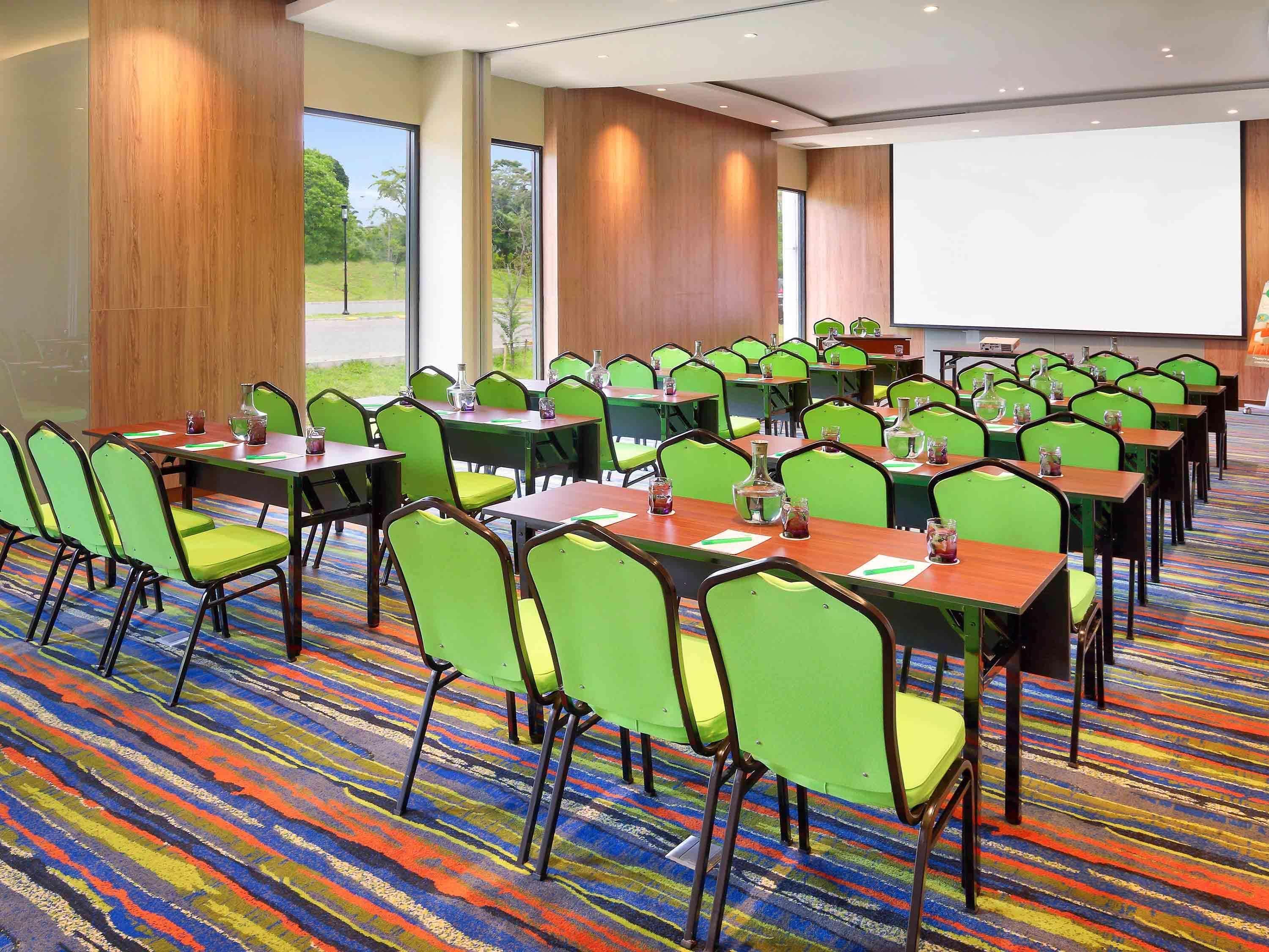 Ibis Styles Bogor Raya Hotel Екстериор снимка