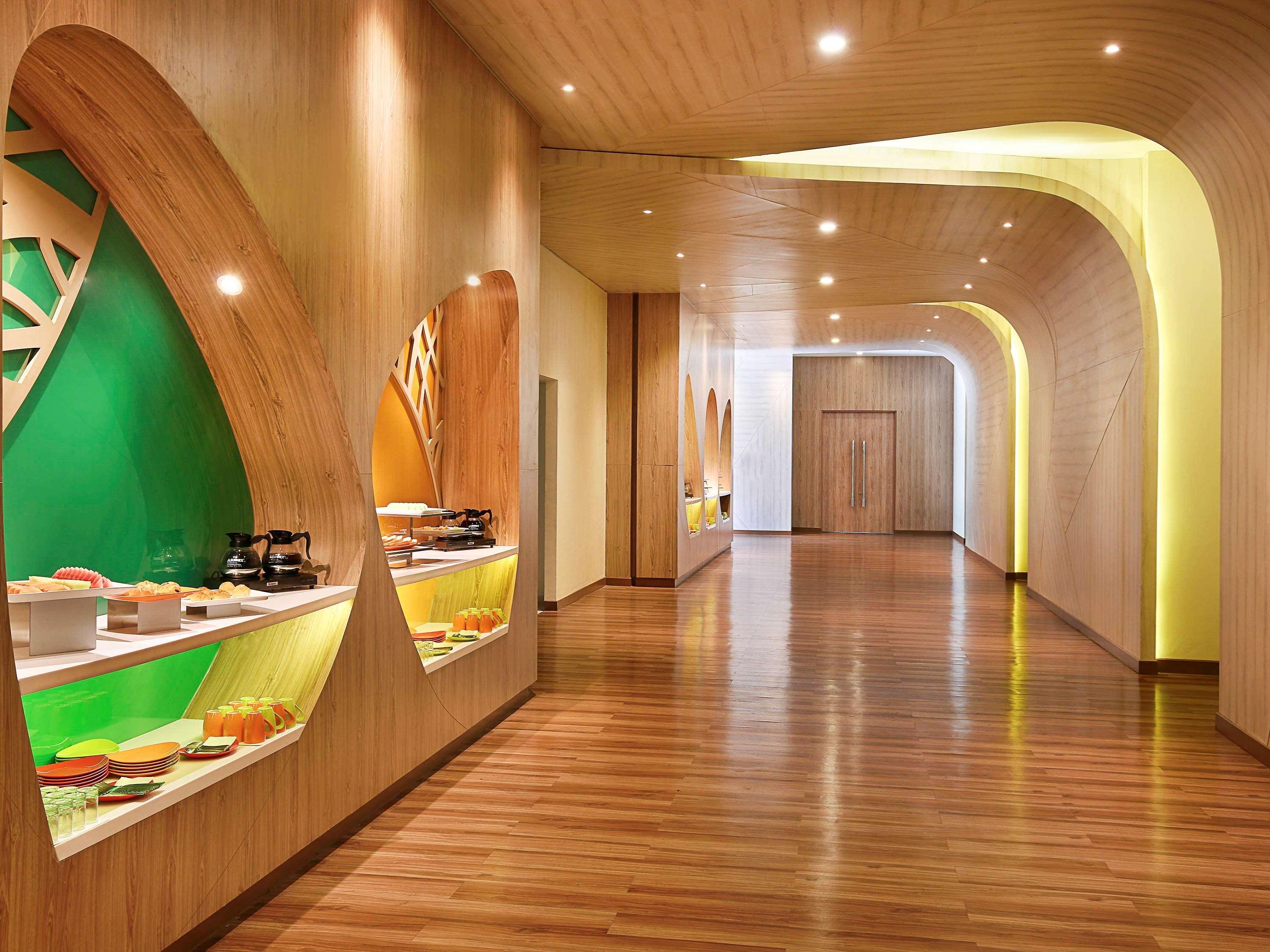 Ibis Styles Bogor Raya Hotel Екстериор снимка